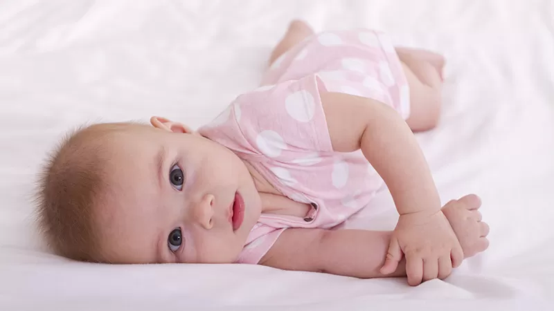 suc-de-khang-của-tre-so-sinh-con-rat-yeu